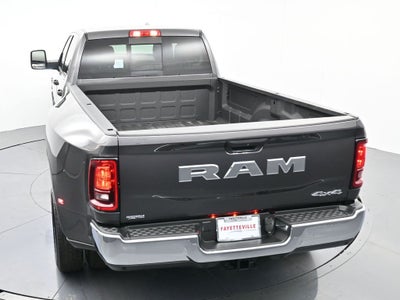 2026 RAM 3500 RAM 3500 TRADESMAN CREW CAB 4X4 8' BOX