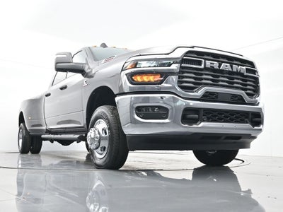 2026 RAM 3500 RAM 3500 TRADESMAN CREW CAB 4X4 8' BOX