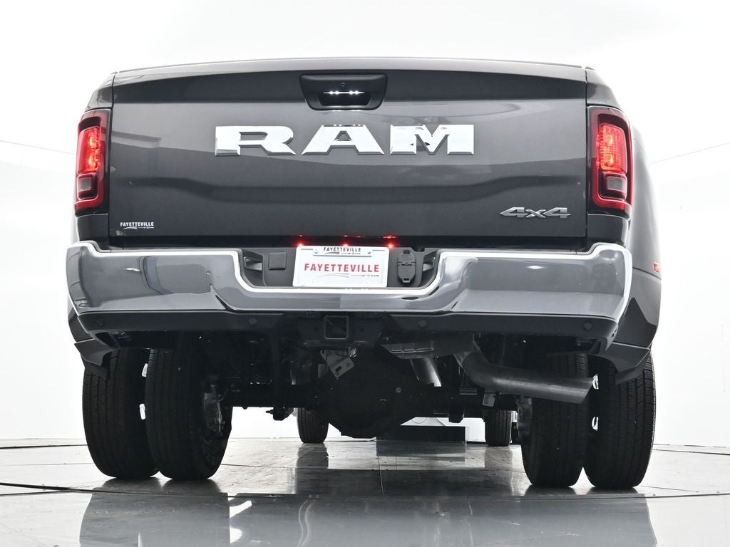 2026 RAM 3500 RAM 3500 TRADESMAN CREW CAB 4X4 8' BOX