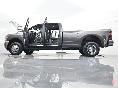 2026 RAM 3500 RAM 3500 TRADESMAN CREW CAB 4X4 8' BOX