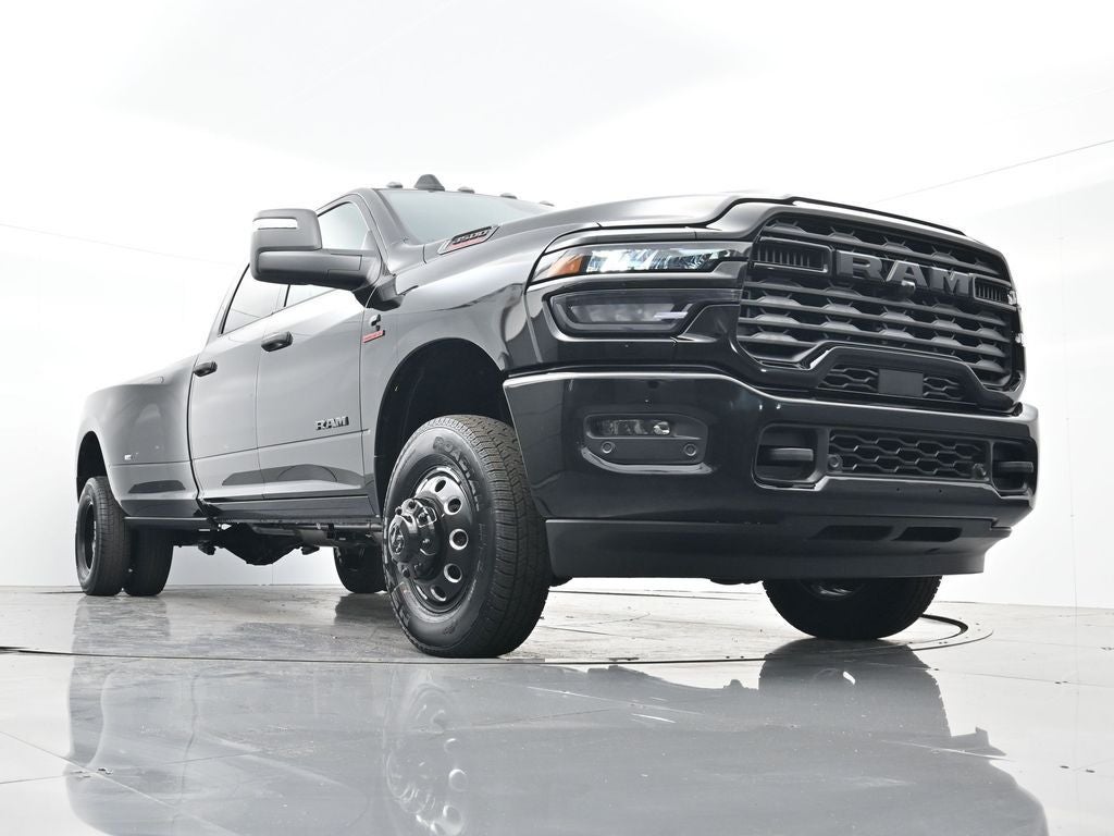 2026 RAM 3500 RAM 3500 BIG HORN CREW CAB 4X4 8' BOX