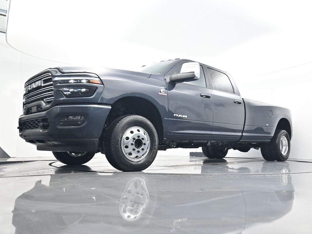 2026 RAM 3500 RAM 3500 LARAMIE CREW CAB 4X4 8' BOX