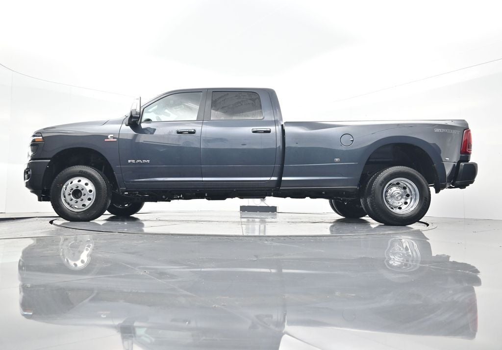 2026 RAM 3500 RAM 3500 LARAMIE CREW CAB 4X4 8' BOX