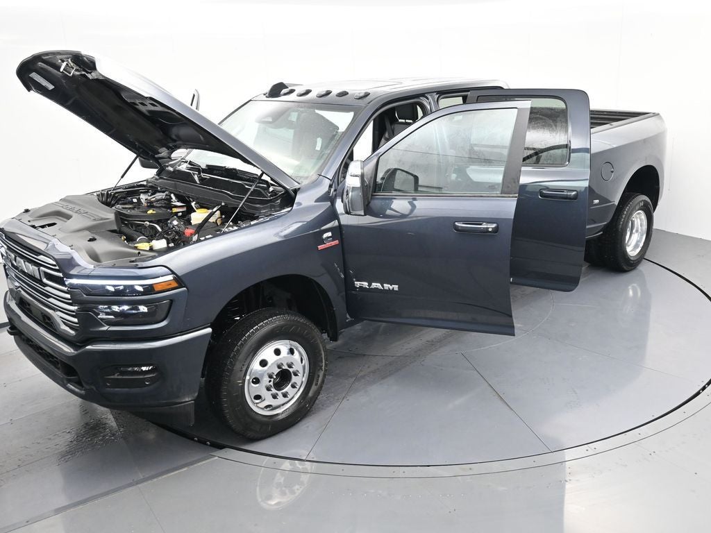 2026 RAM 3500 RAM 3500 LARAMIE CREW CAB 4X4 8' BOX