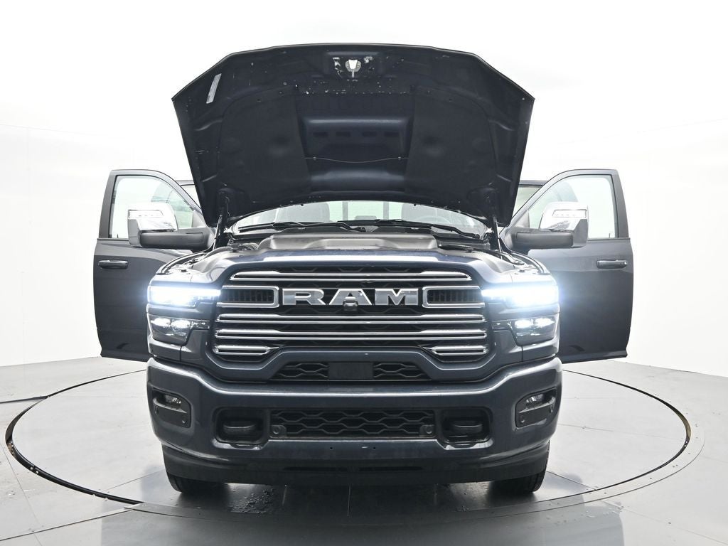 2026 RAM 3500 RAM 3500 LARAMIE CREW CAB 4X4 8' BOX