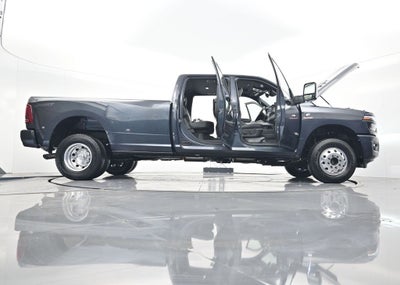 2026 RAM 3500 RAM 3500 LARAMIE CREW CAB 4X4 8' BOX