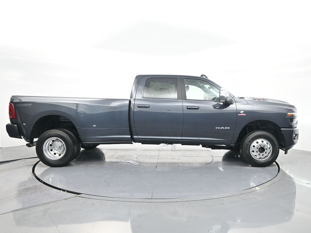2026 RAM 3500 RAM 3500 LARAMIE CREW CAB 4X4 8' BOX