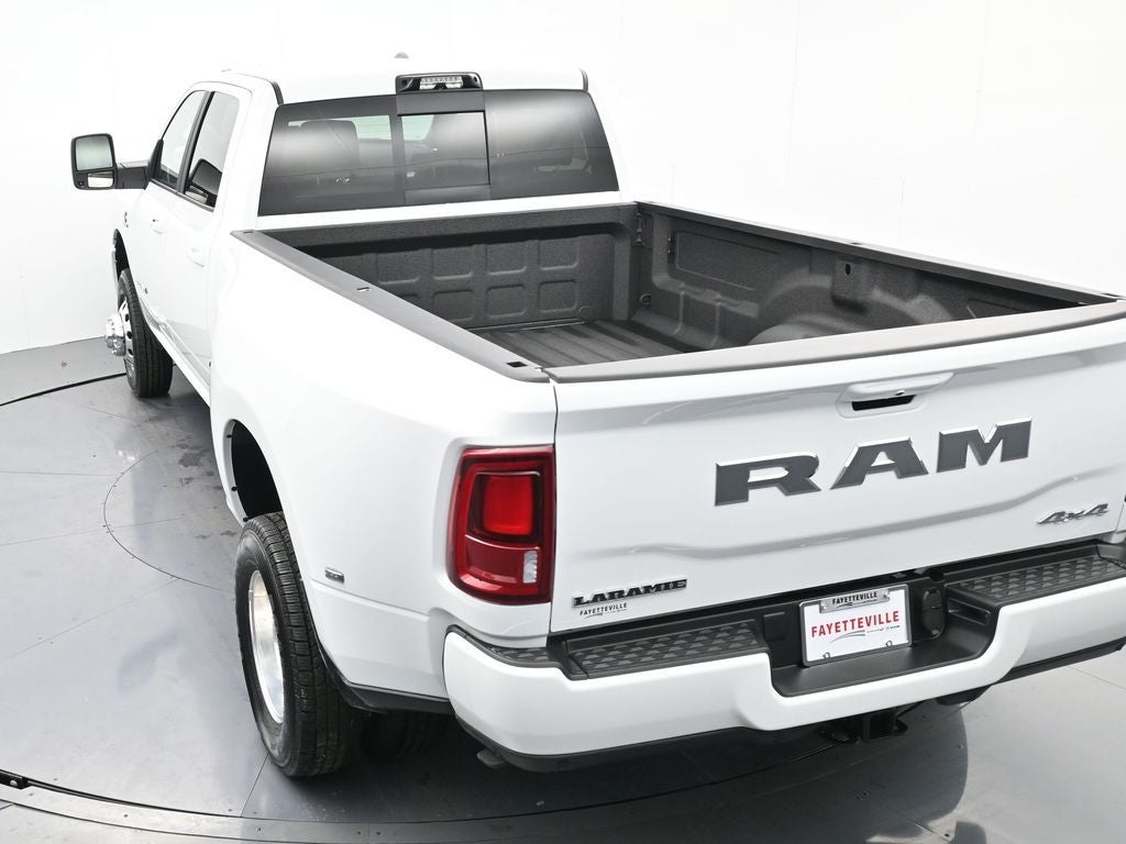 2026 RAM 3500 RAM 3500 LARAMIE CREW CAB 4X4 8' BOX