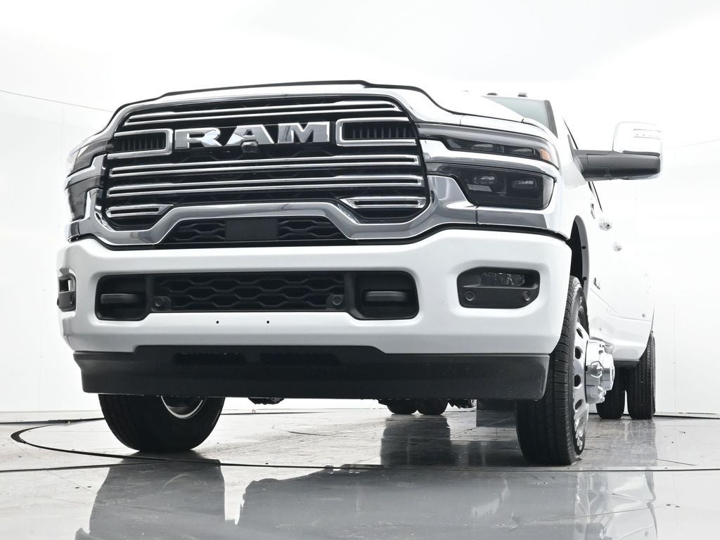 2026 RAM 3500 RAM 3500 LARAMIE CREW CAB 4X4 8' BOX
