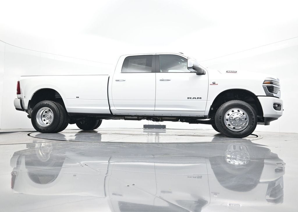 2026 RAM 3500 RAM 3500 LARAMIE CREW CAB 4X4 8' BOX