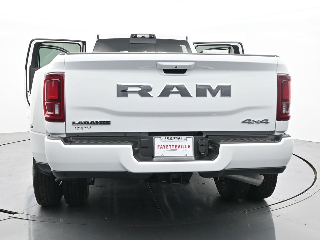 2026 RAM 3500 RAM 3500 LARAMIE CREW CAB 4X4 8' BOX