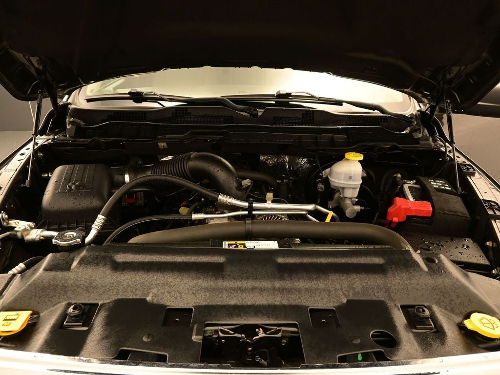 2023 RAM 1500 Classic Tradesman Crew Cab 4x4 5'7' Box