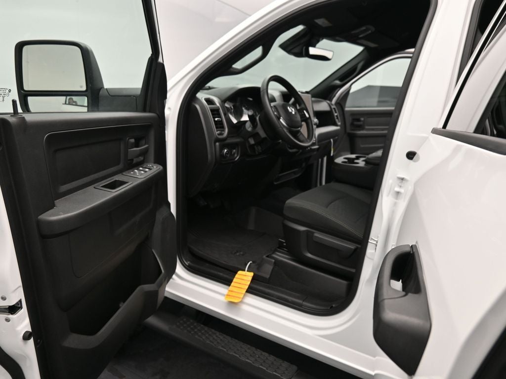 2026 RAM 2500 RAM 2500 TRADESMAN CREW CAB 4X4 6'4' BOX