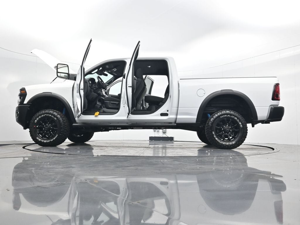 2026 RAM 2500 RAM 2500 TRADESMAN CREW CAB 4X4 6'4' BOX