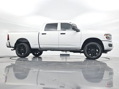 2026 RAM 2500 RAM 2500 BLACK EXPRESS CREW CAB 4X4 6'4' BOX
