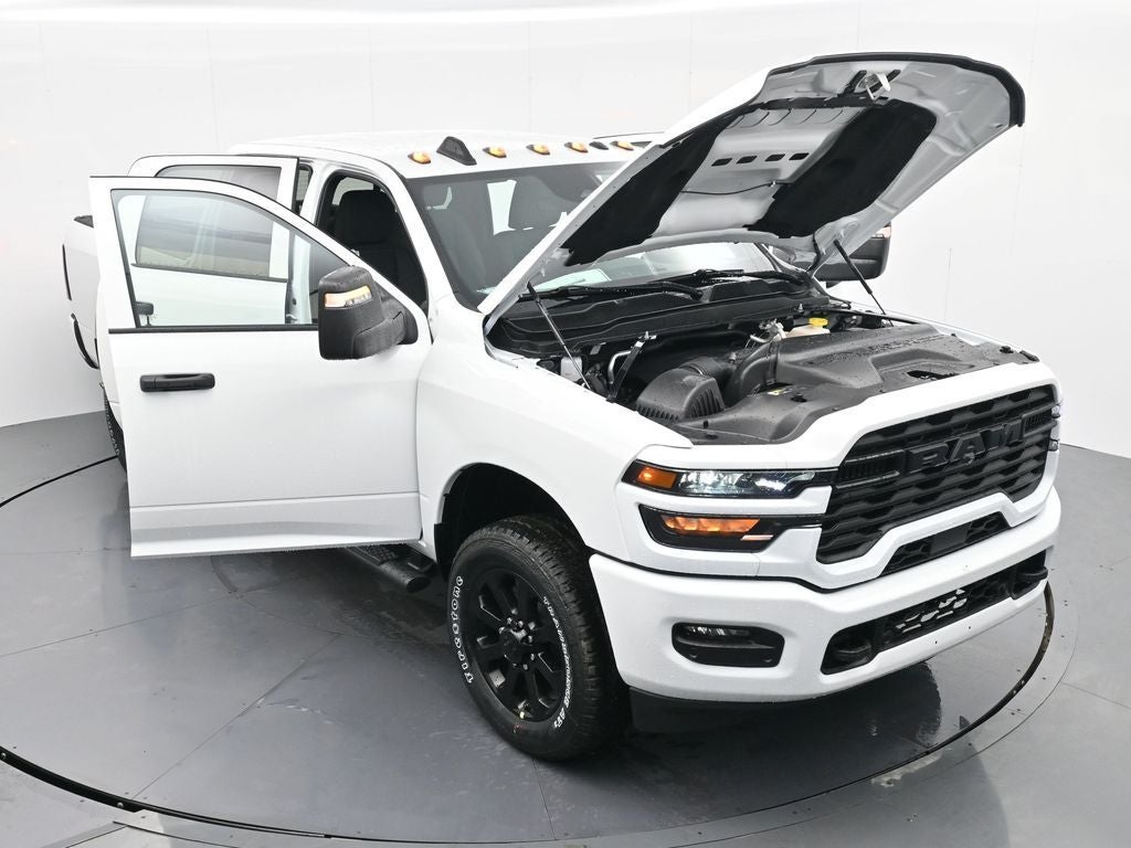 2026 RAM 2500 RAM 2500 BLACK EXPRESS CREW CAB 4X4 6'4' BOX