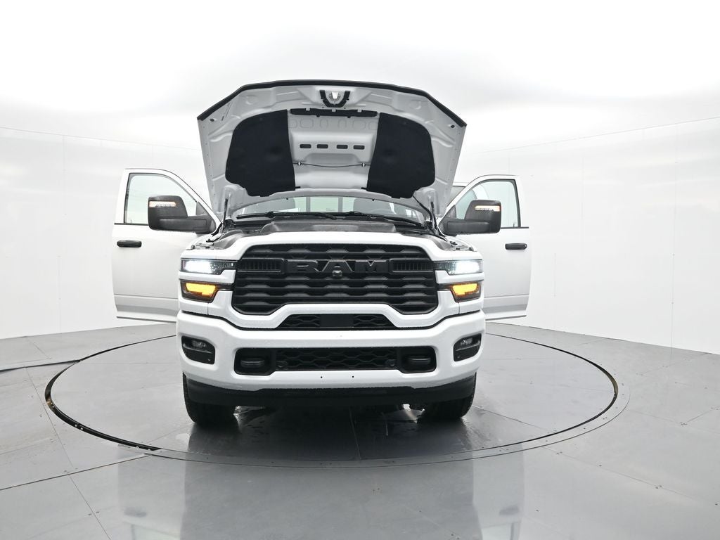 2026 RAM 2500 RAM 2500 BLACK EXPRESS CREW CAB 4X4 6'4' BOX