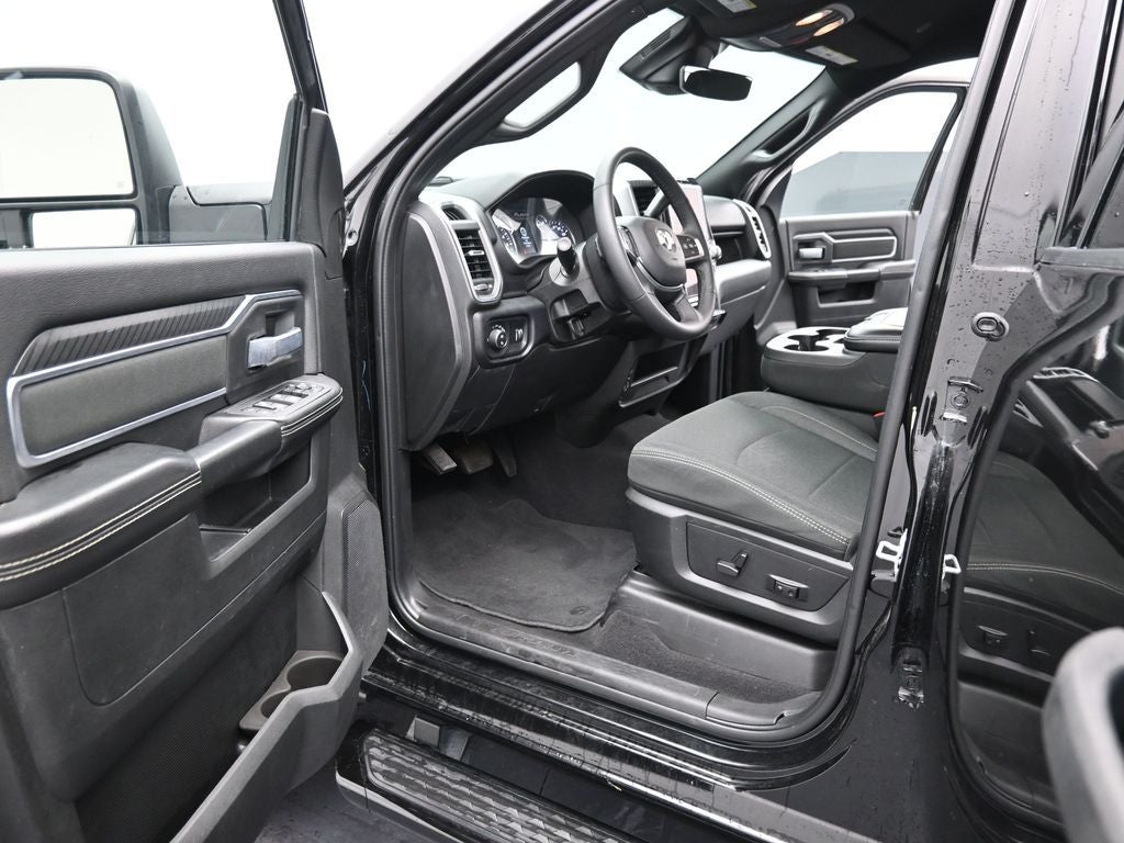 2025 RAM 2500 Big Horn Crew Cab 4x4 6'4' Box