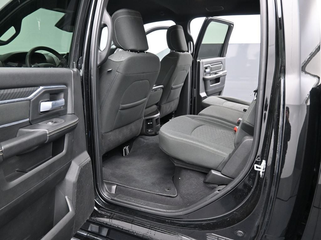 2025 RAM 2500 Big Horn Crew Cab 4x4 6'4' Box