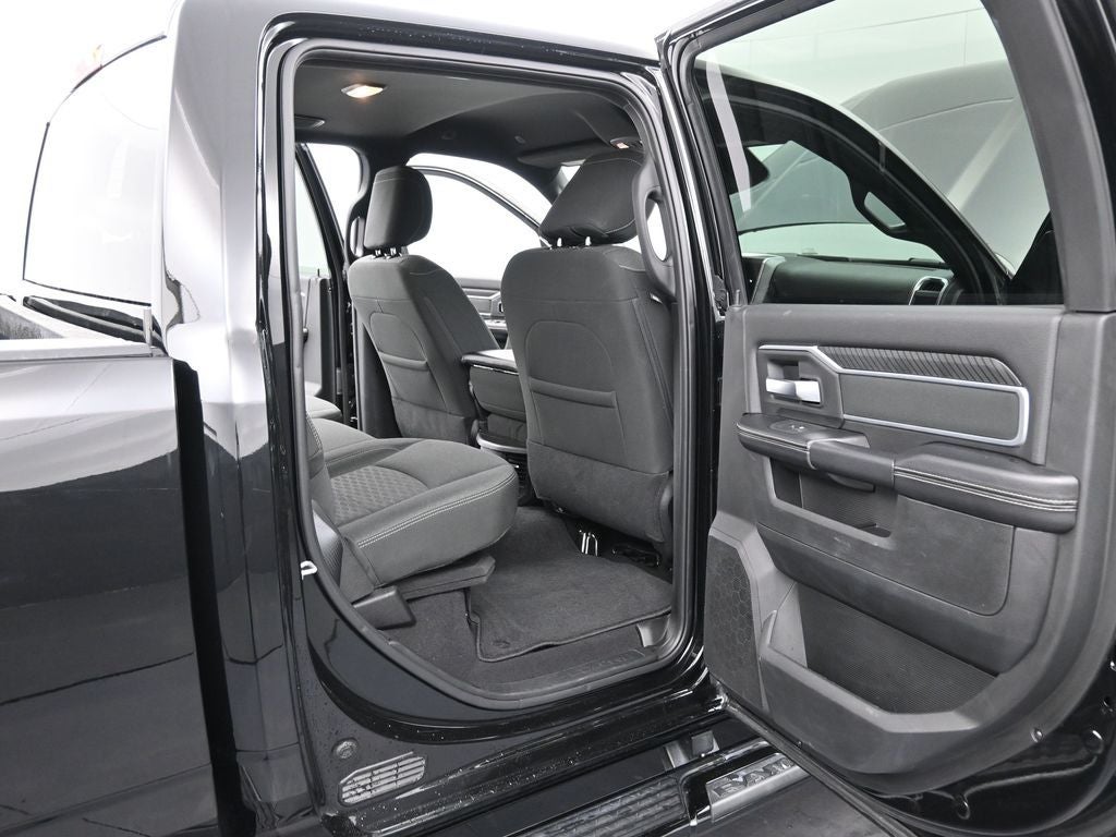 2025 RAM 2500 Big Horn Crew Cab 4x4 6'4' Box