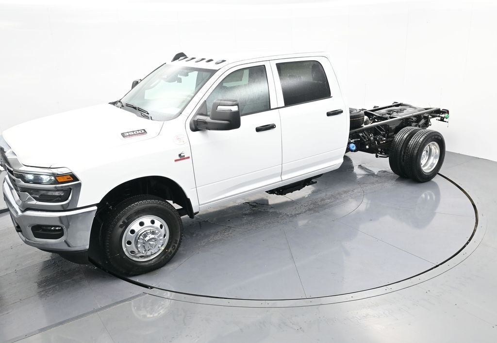 2026 RAM 3500 RAM 3500 TRADESMAN CREW CAB CHASSIS 4X4 60' CA