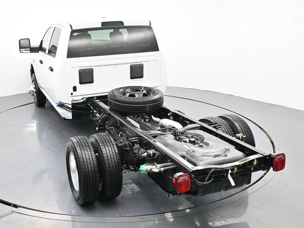 2026 RAM 3500 RAM 3500 TRADESMAN CREW CAB CHASSIS 4X4 60' CA