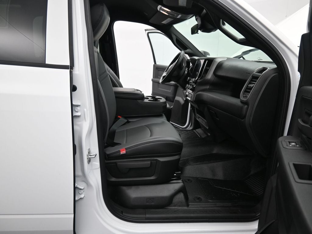 2026 RAM 3500 RAM 3500 TRADESMAN CREW CAB CHASSIS 4X4 60' CA