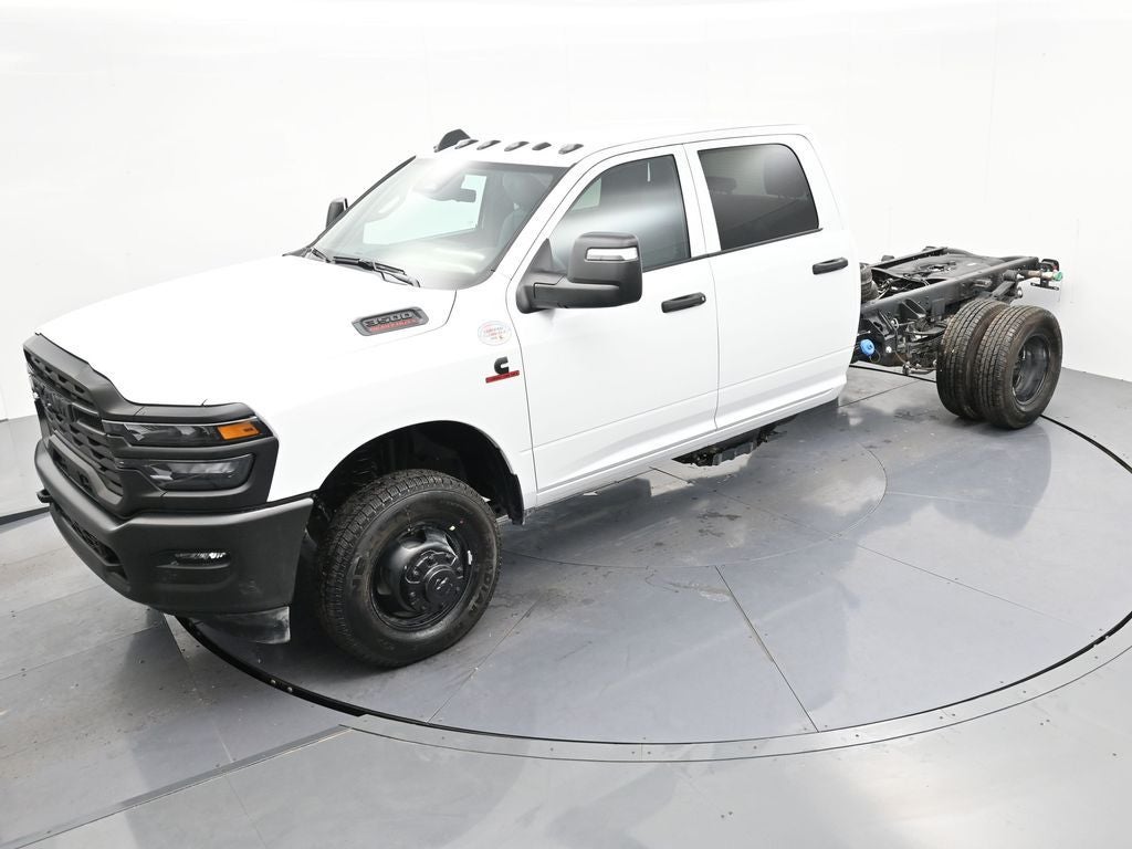 2026 RAM 3500 RAM 3500 TRADESMAN CREW CAB CHASSIS 4X4 60' CA