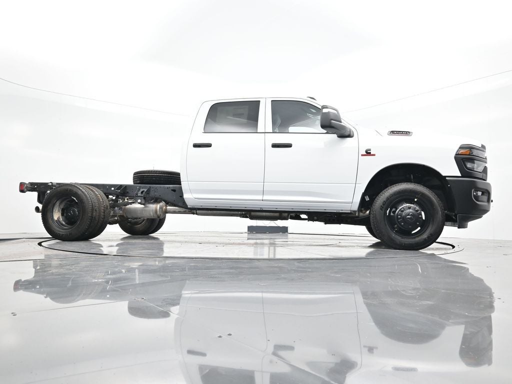 2026 RAM 3500 RAM 3500 TRADESMAN CREW CAB CHASSIS 4X4 60' CA