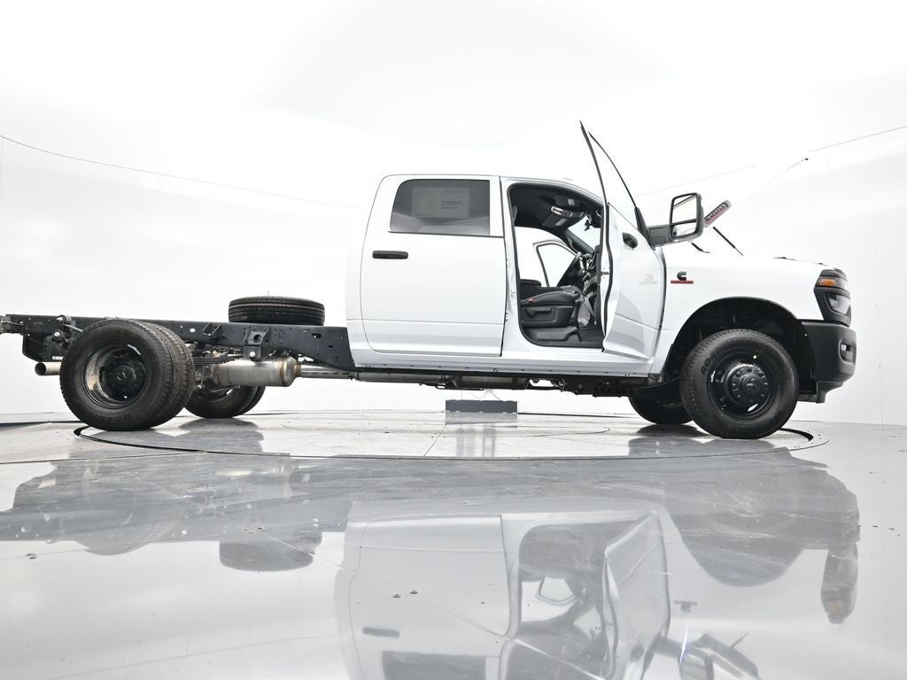 2026 RAM 3500 RAM 3500 TRADESMAN CREW CAB CHASSIS 4X4 60' CA