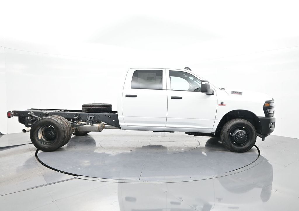 2026 RAM 3500 RAM 3500 TRADESMAN CREW CAB CHASSIS 4X4 60' CA