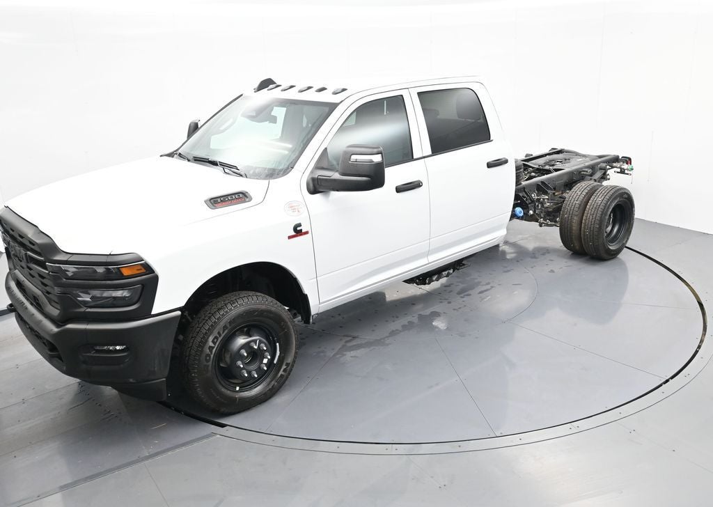2026 RAM 3500 RAM 3500 TRADESMAN CREW CAB CHASSIS 4X4 60' CA