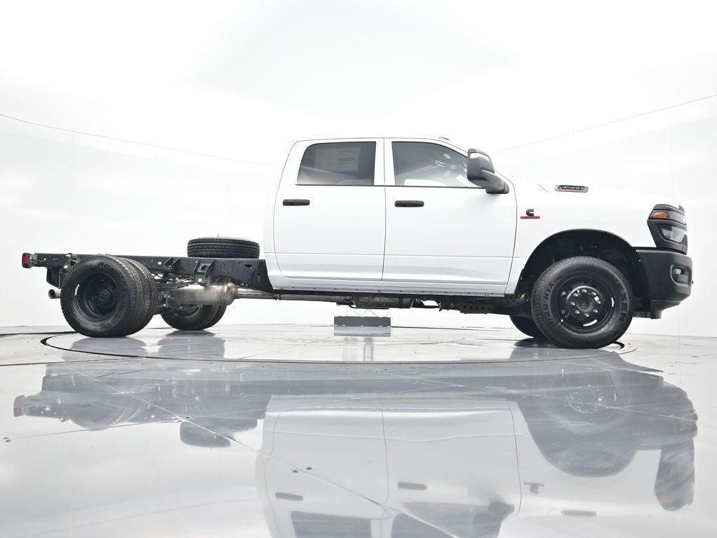 2026 RAM 3500 RAM 3500 TRADESMAN CREW CAB CHASSIS 4X4 60' CA