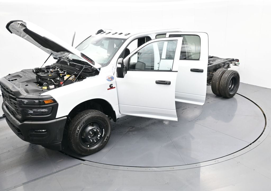 2026 RAM 3500 RAM 3500 TRADESMAN CREW CAB CHASSIS 4X4 60' CA