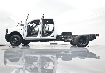 2026 RAM 3500 RAM 3500 TRADESMAN CREW CAB CHASSIS 4X4 60' CA