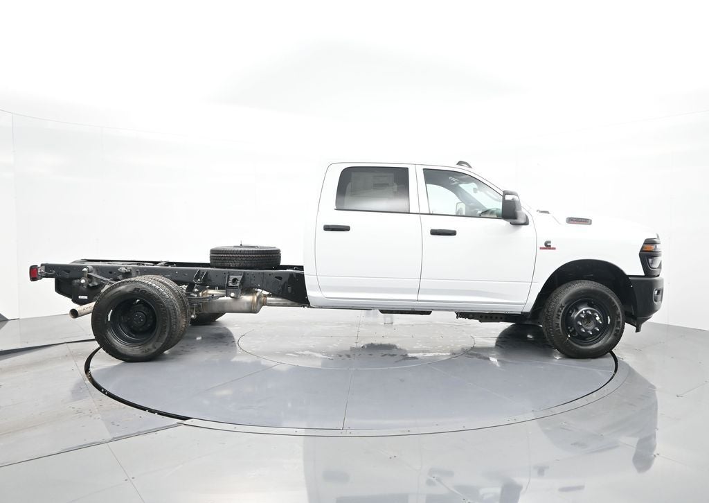 2026 RAM 3500 RAM 3500 TRADESMAN CREW CAB CHASSIS 4X4 60' CA