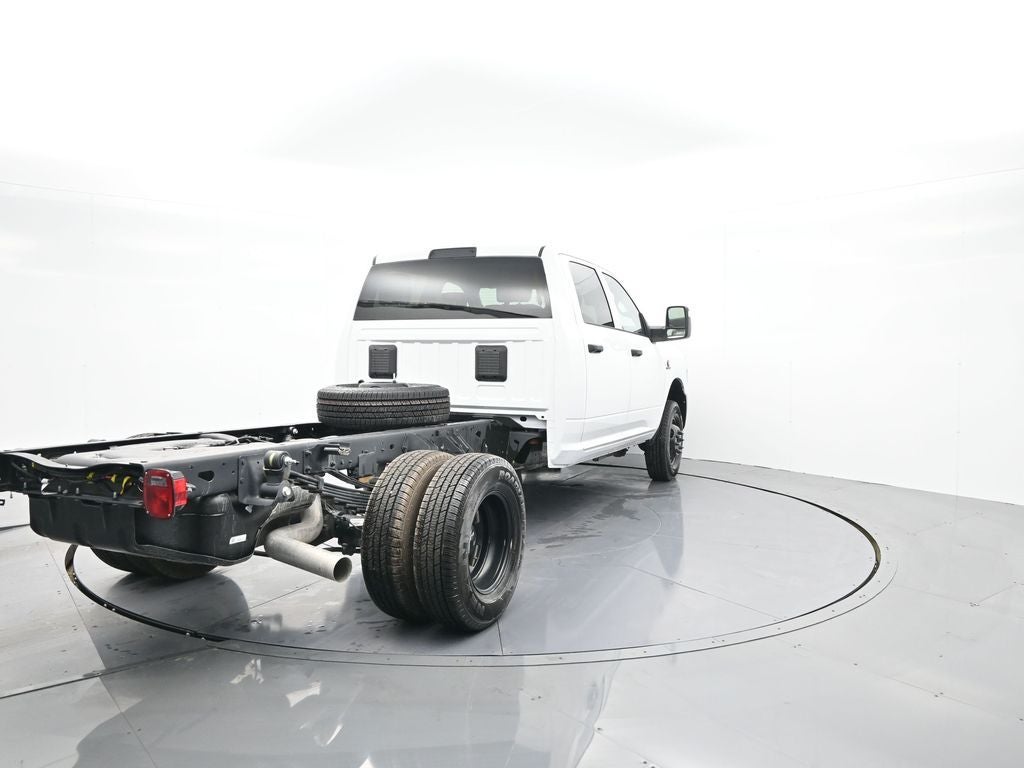 2026 RAM 3500 RAM 3500 TRADESMAN CREW CAB CHASSIS 4X4 60' CA