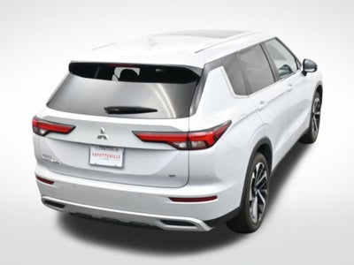 2024 Mitsubishi Outlander Base