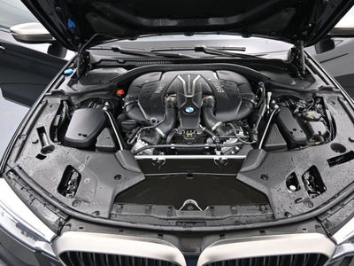 2019 BMW 5 Series xDrive