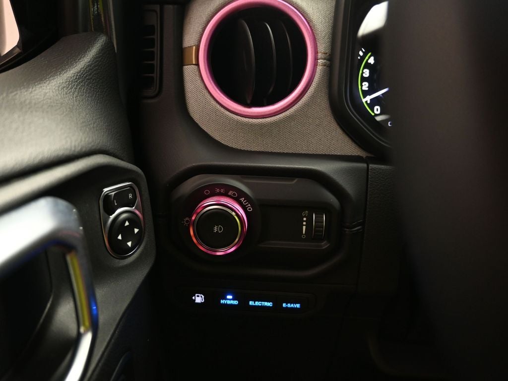 2024 Jeep Wrangler Sahara 4xe