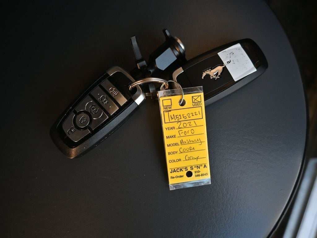 2021 Ford Mustang EcoBoost