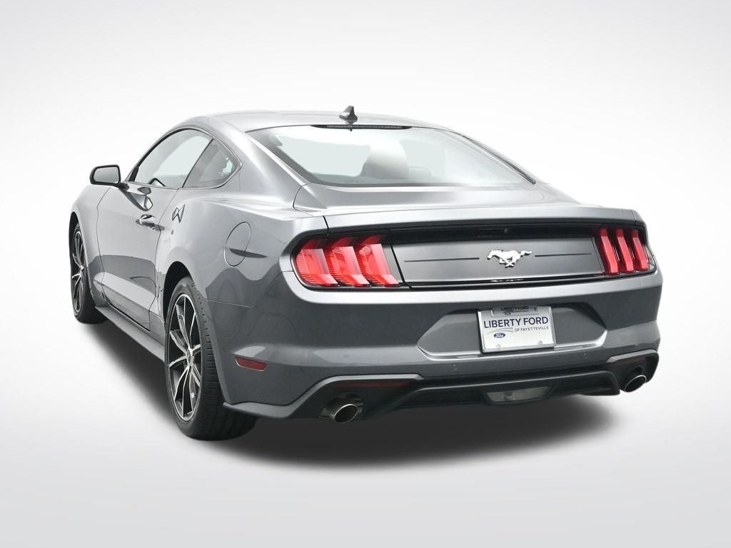2021 Ford Mustang EcoBoost