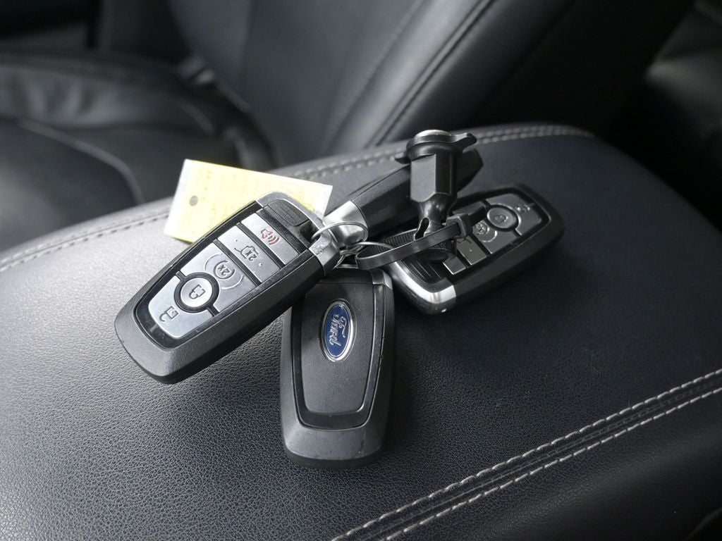 2020 Ford Edge Titanium