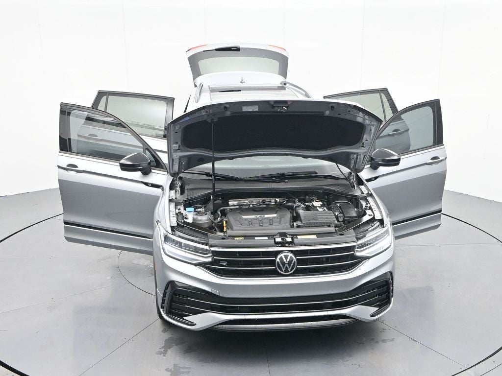 2024 Volkswagen Tiguan 2.0T SE R-Line Black