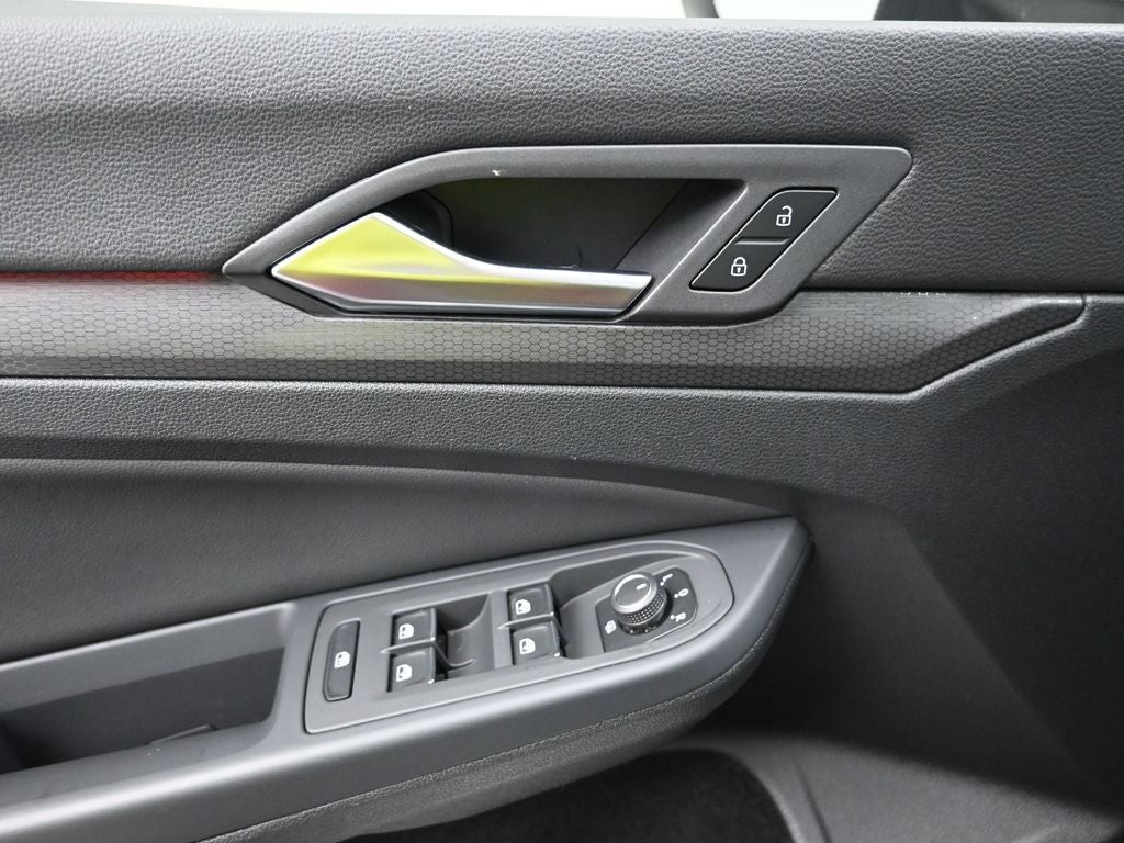 2023 Volkswagen Golf GTI Autobahn